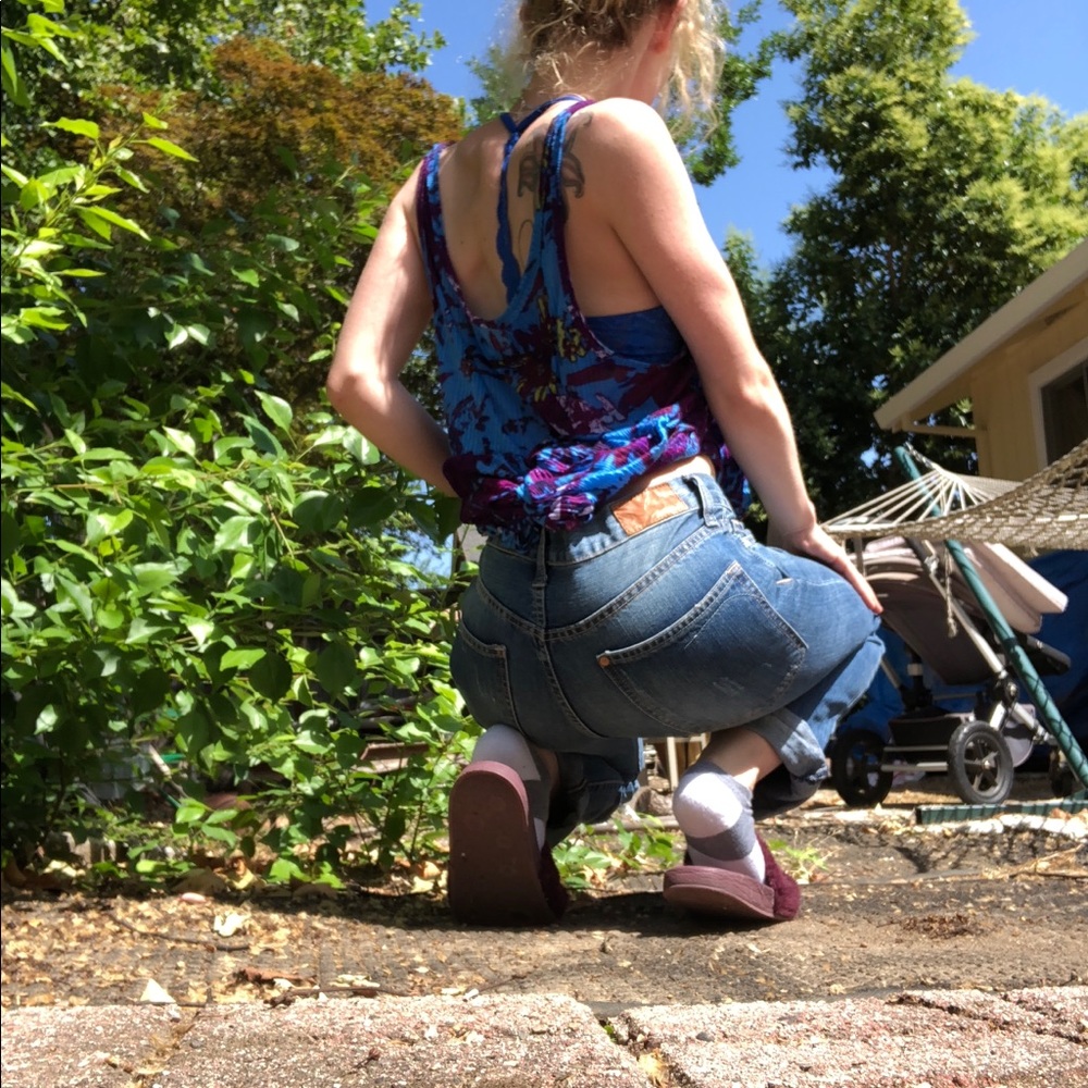 H & M Ripped Boyfriend Jeans - Picture 7 of 8